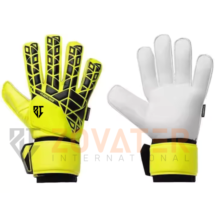 GOALKEEPER GLOVES